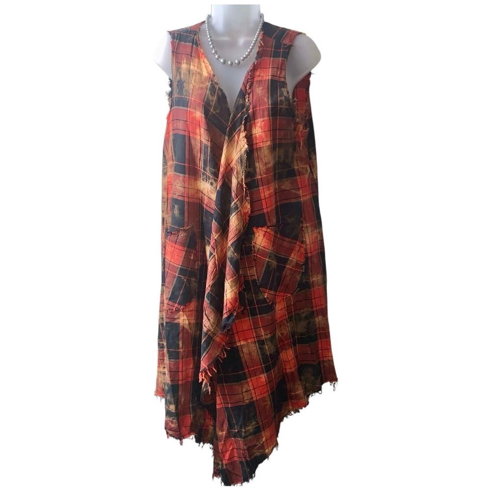 Savanna Jane Plaid Vest - Picture 1 of 6